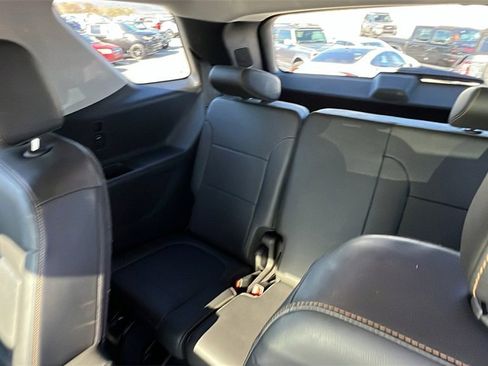 Used 2021 Chevrolet Traverse RS w/ LPO, Floor Liner Package image 24