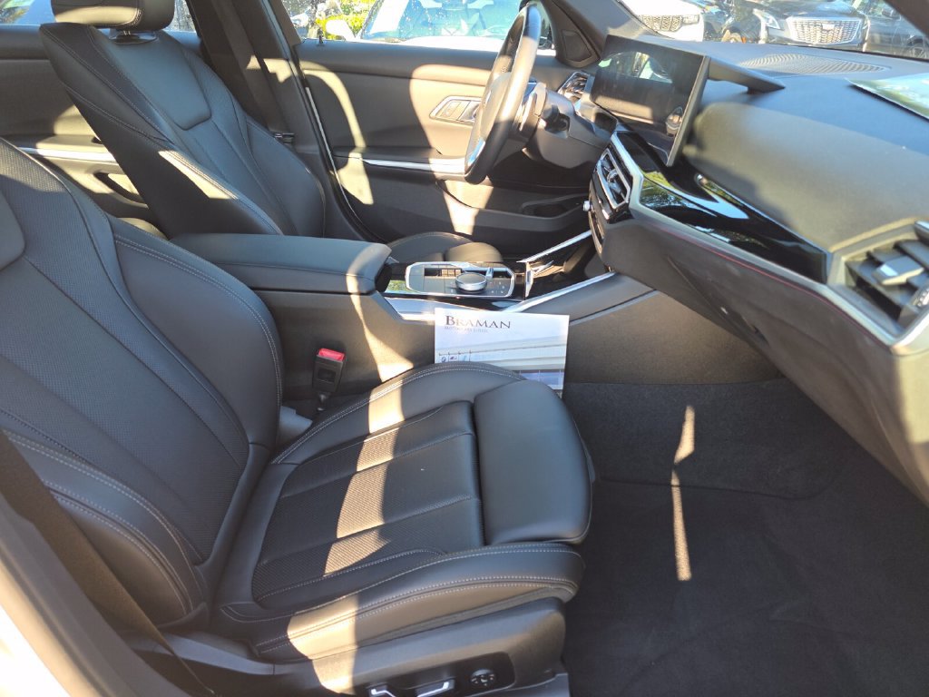 Certified 2024 BMW 330i Sedan w/ Convenience Package RWD image 26