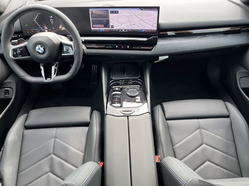 New 2026 BMW 530i w/ M Sport Package image 3