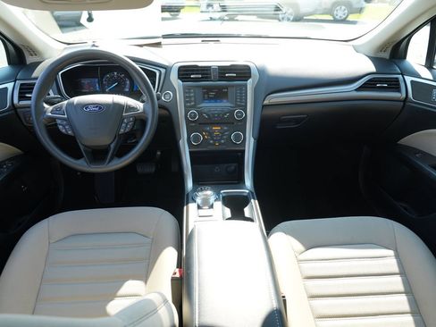 Used 2018 Ford Fusion S FWD image 24