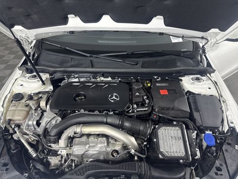 Used 2025 Mercedes-Benz CLA 250 image 11