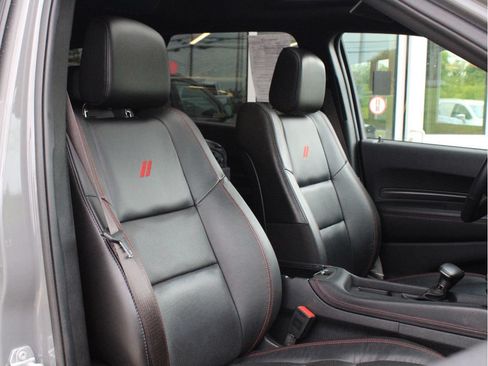 Used 2025 Dodge Durango GT AWD/4WD image 25