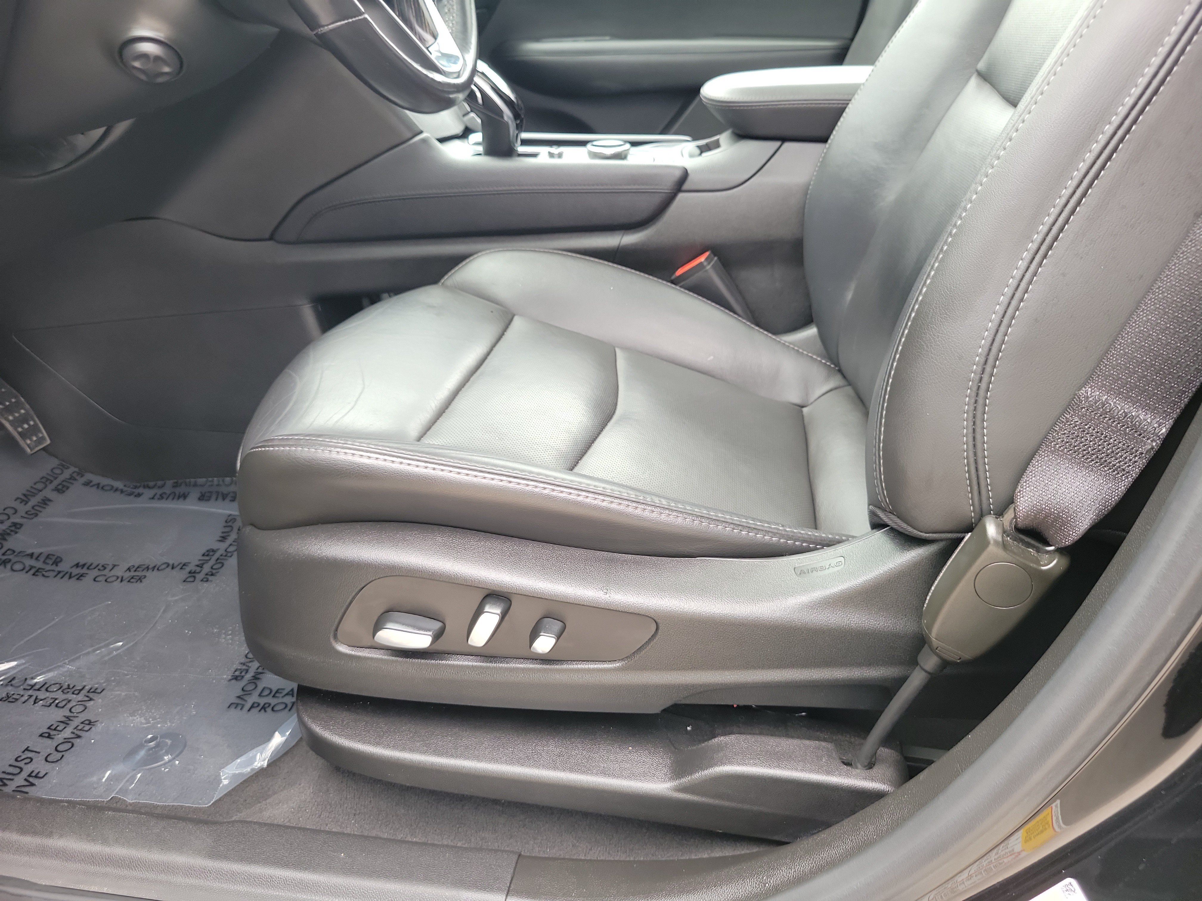 Used 2023 Cadillac XT6 Premium Luxury FWD image 14