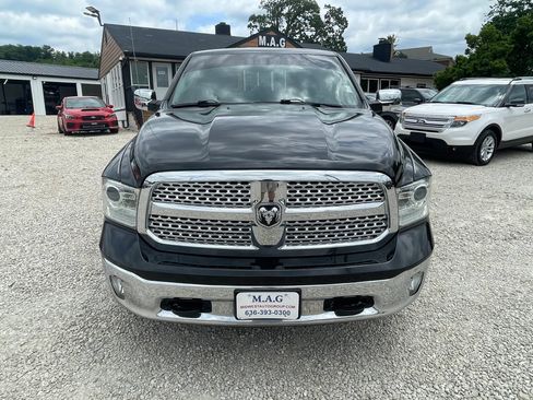 Used 2016 RAM 1500 Laramie w/ Convenience Group AWD/4WD image 8