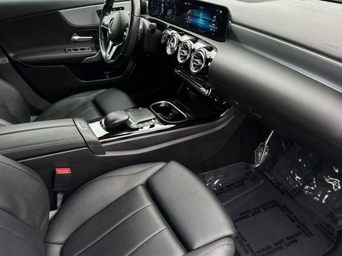Used 2021 Mercedes-Benz A 220 image 13