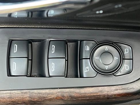 Used 2022 GMC Acadia Denali w/ Denali Ultimate Package image 21