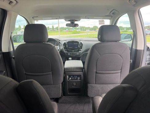 Used 2021 Chevrolet Traverse LT AWD/4WD image 36