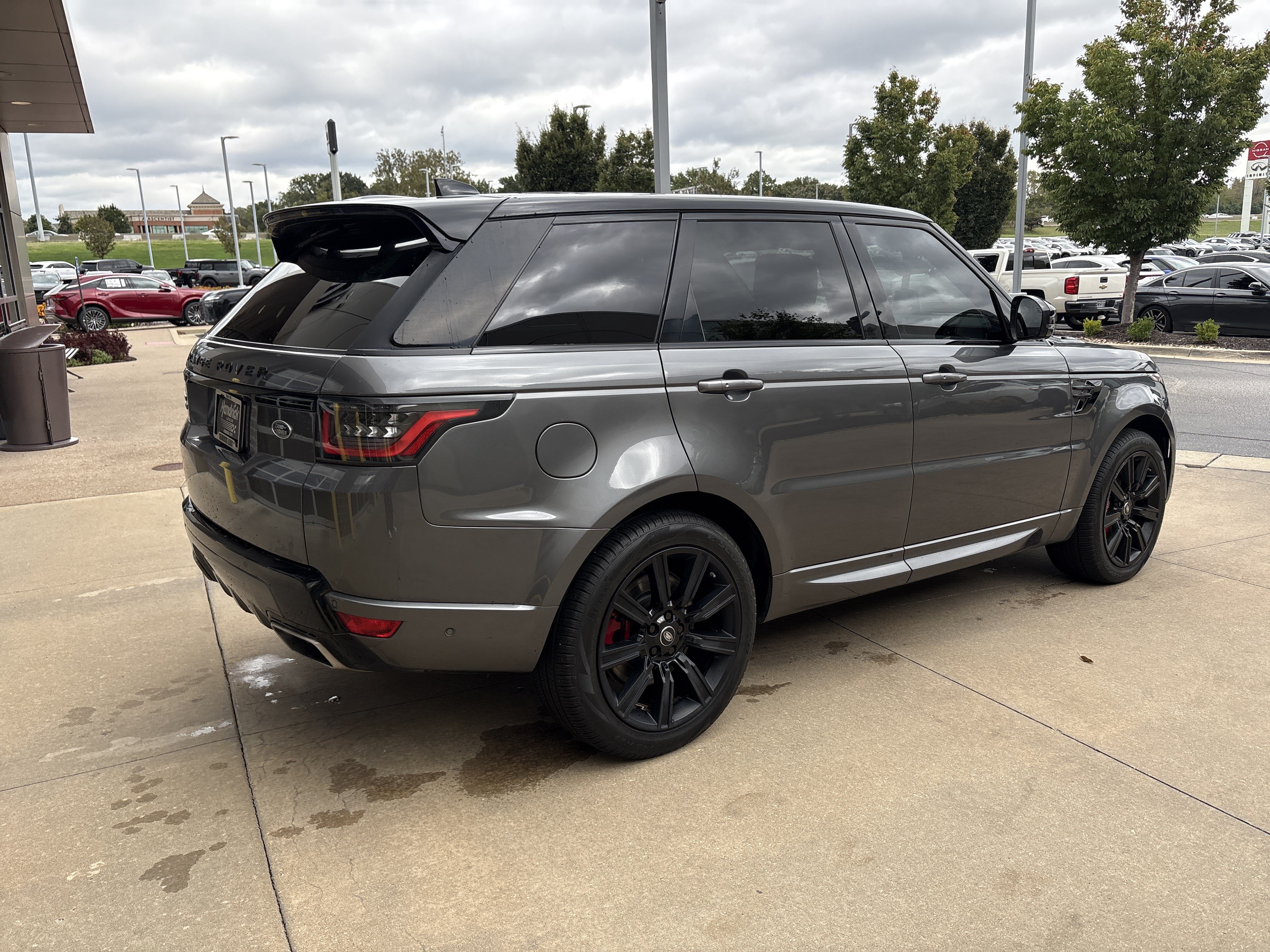 Used 2018 Land Rover Range Rover Sport Supercharged AWD/4WD image 21
