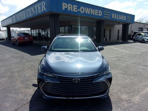 Used 2020 Toyota Avalon Limited w/ Advanced Safety Package image 2