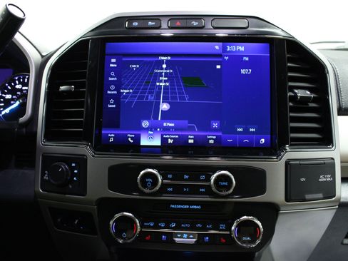 Used 2022 Ford F350 Lariat w/ Chrome Package image 22