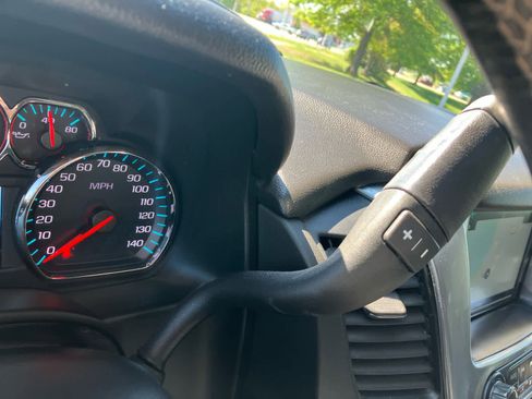 Used 2020 Chevrolet Tahoe LT AWD/4WD image 23