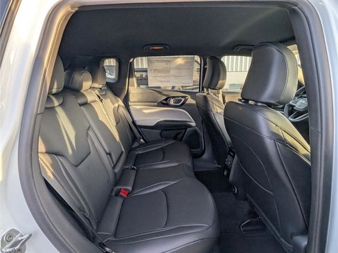 New 2026 Jeep Compass Limited AWD/4WD image 7