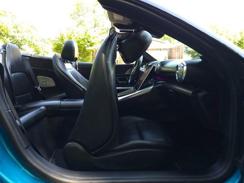 Used 2022 Mercedes-Benz SL 55 AMG 4MATIC w/ Driver Assistance Package image 24