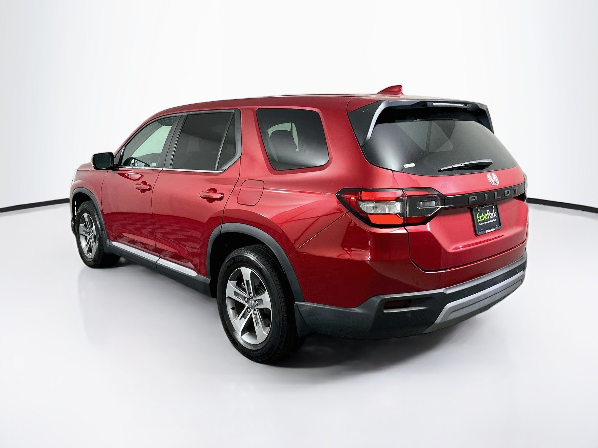 Used 2024 Honda Pilot EX-L image 5