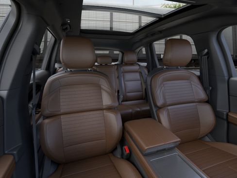 New 2026 Lincoln Nautilus Reserve AWD/4WD image 52