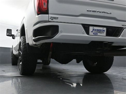 Used 2023 GMC Sierra 3500 Denali w/ Denali Ultimate Package image 44