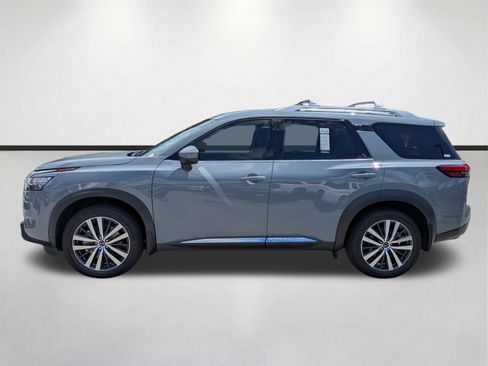 Used 2022 Nissan Pathfinder Platinum w/ Cargo Package AWD/4WD image 8