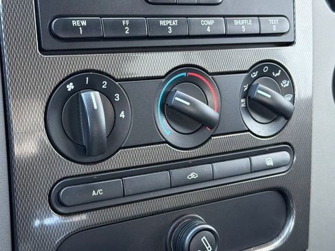Used 2006 Ford F150 XLT image 18