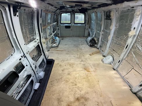 Used 2016 GMC Savana 2500 2500 3dr Extended Cargo Van w/ image 51