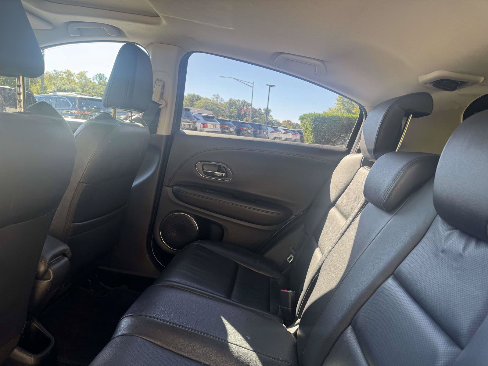 Used 2019 Honda HR-V Touring image 10