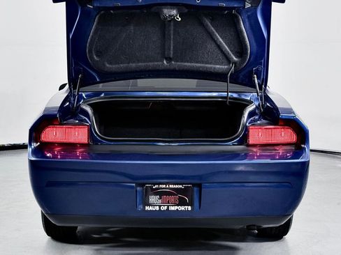 Used 2010 Dodge Challenger SE image 28