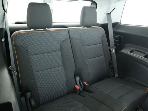 Used 2022 GMC Acadia AT4 image 22