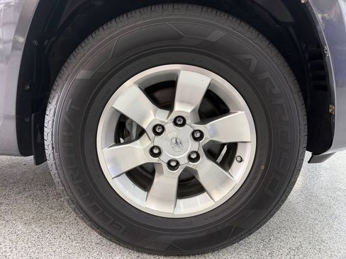 Used 2013 Toyota 4Runner SR5 w/ Convenience Pkg RWD image 25