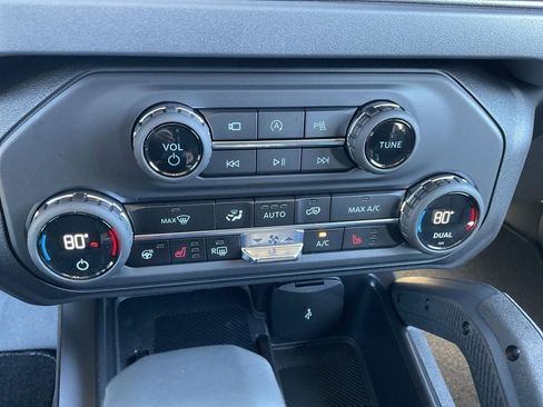 New 2025 Ford Bronco Badlands AWD/4WD image 15