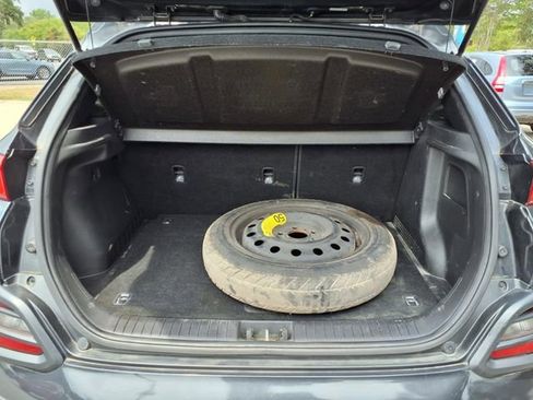 Used 2018 Hyundai Kona Limited image 10