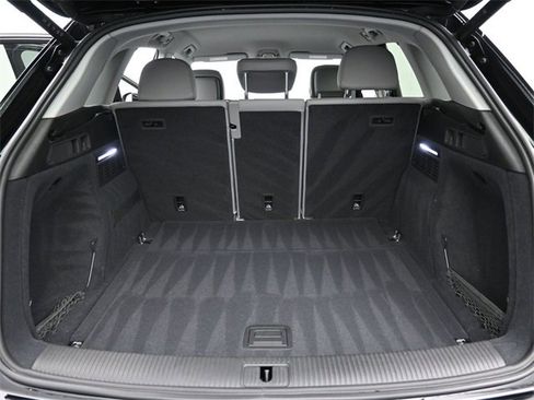 Used 2024 Audi Q5 2.0T Premium image 23