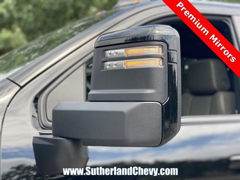 Certified 2025 Chevrolet Silverado 2500 ZR2 w/ Technology Package image 12