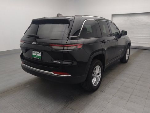 Used 2023 Jeep Grand Cherokee Laredo RWD image 9