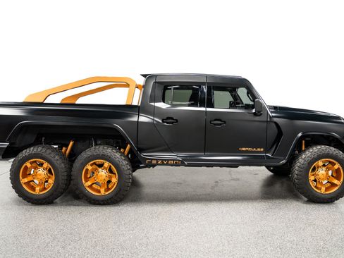 Used 2020 Jeep Gladiator Sport w/ Quick Order Package 24S AWD/4WD image 33
