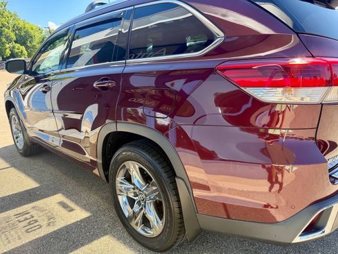 Used 2017 Toyota Highlander Limited Platinum w/ Protection Package #3 AWD/4WD image 12