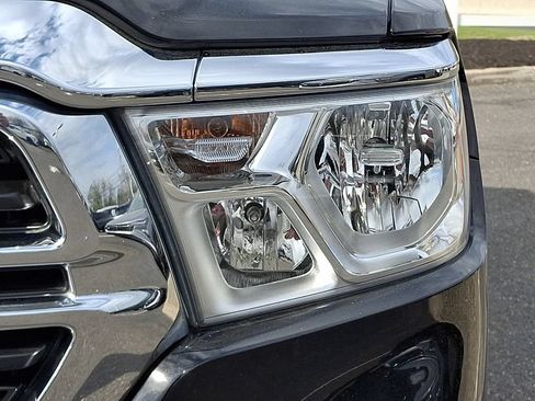 Used 2023 RAM 1500 Big Horn AWD/4WD image 13