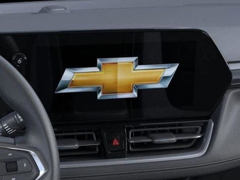 Used 2026 Chevrolet TrailBlazer LT w/ LPO, Blackout Package AWD/4WD image 26
