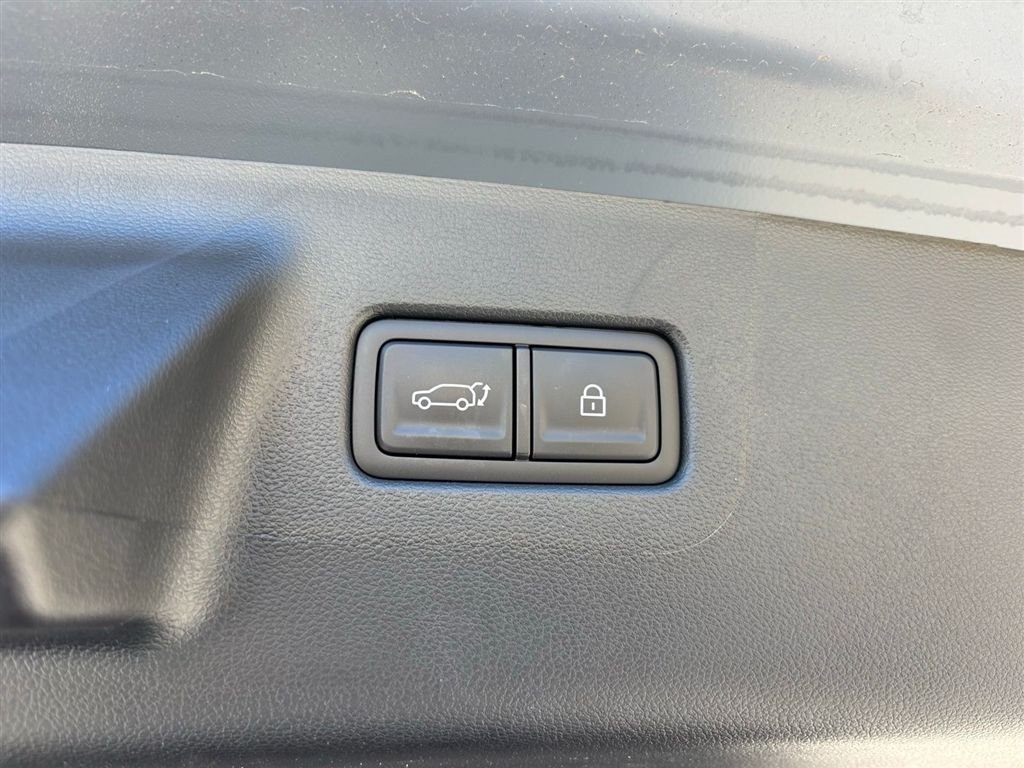 Certified 2026 Hyundai Santa Fe SE FWD image 17