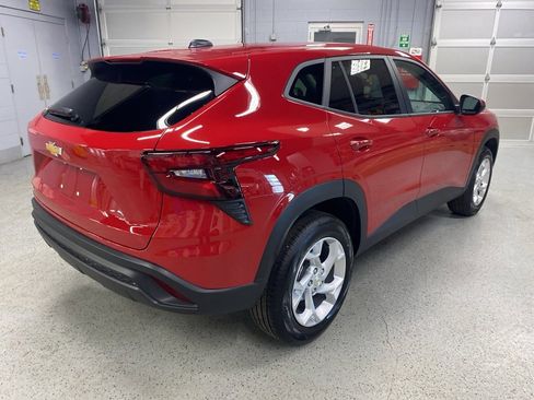 New 2026 Chevrolet Trax LS w/ LS Convenience Package image 8