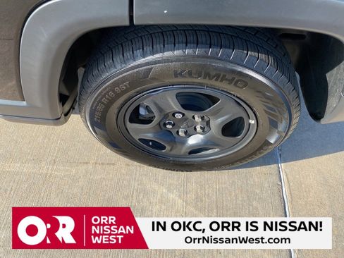 Used 2020 Jeep Compass Sport w/ Safety & Security Group image 9