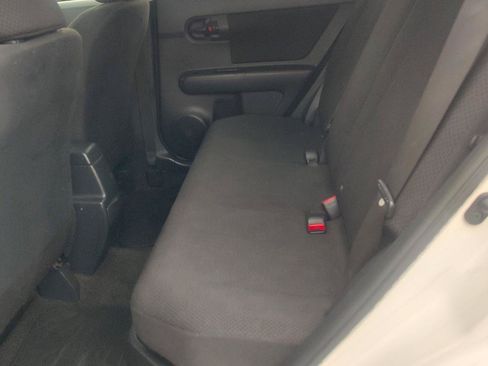Used 2010 Scion xB FWD image 17