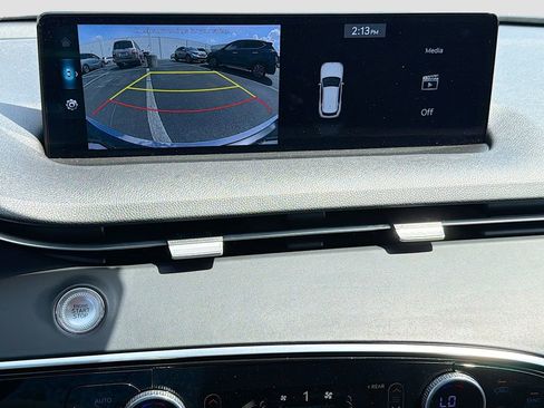 Used 2025 Genesis GV70 2.5T image 14