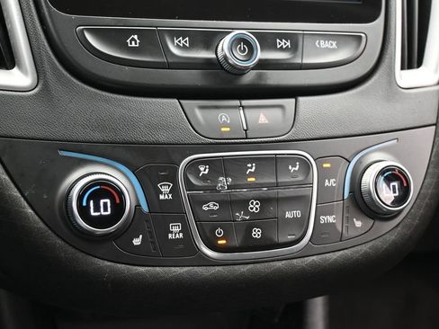 Used 2025 Chevrolet Malibu LT FWD image 20