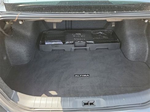 Certified 2022 Nissan Altima 2.5 SR w/ Midnight Edition Package image 28