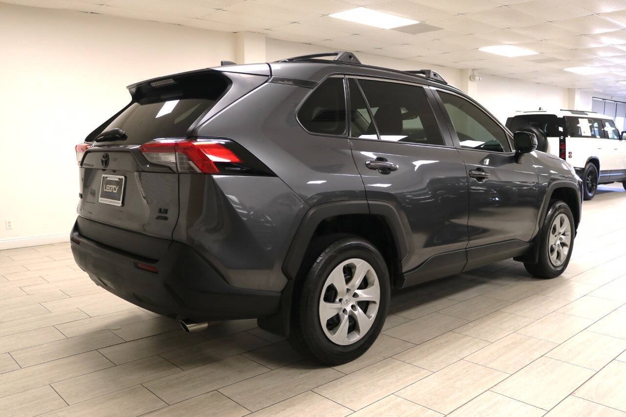 Used 2020 Toyota RAV4 LE w/ Carpet Mat Package AWD/4WD image 6