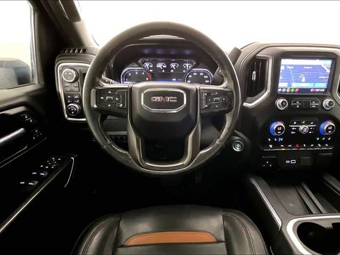 Used 2022 GMC Sierra 2500 AT4 w/ AT4 Preferred Package AWD/4WD image 6