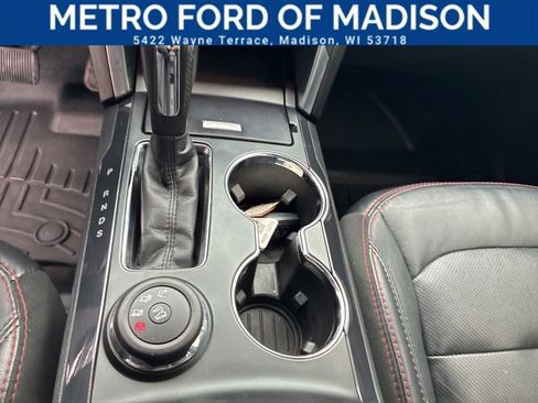 Used 2019 Ford Explorer Sport image 16
