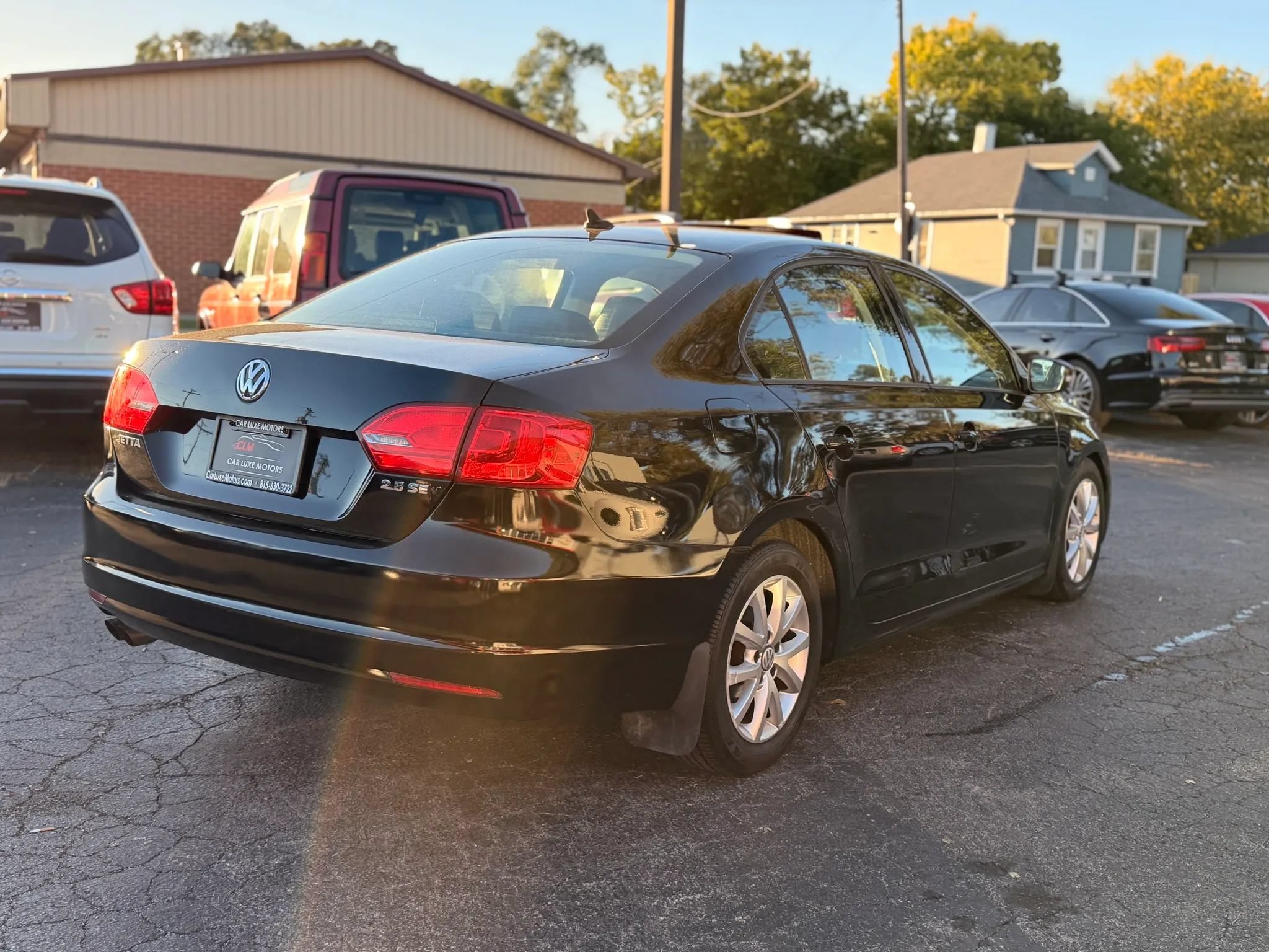 Used 2012 Volkswagen Jetta SE FWD image 4
