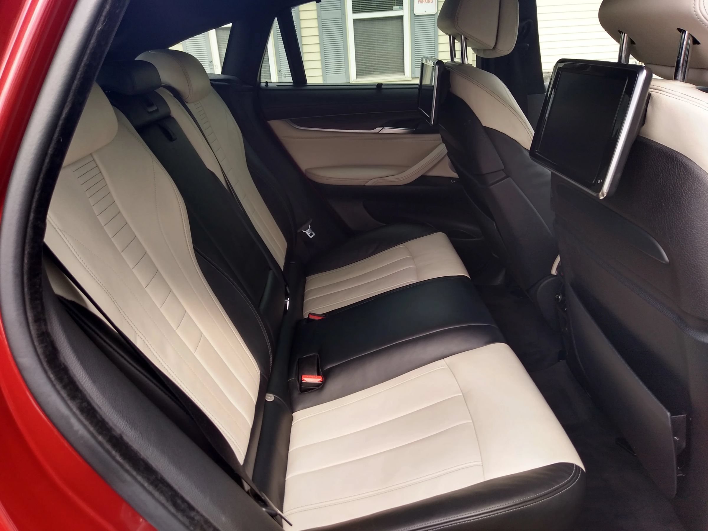 Used 2015 BMW X6 xDrive50i AWD/4WD image 25