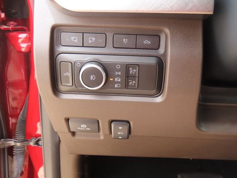 Used 2024 Ford F250 King Ranch w/ Chrome Package AWD/4WD image 27