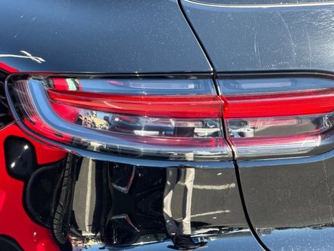 Used 2019 Porsche Macan S AWD/4WD image 45